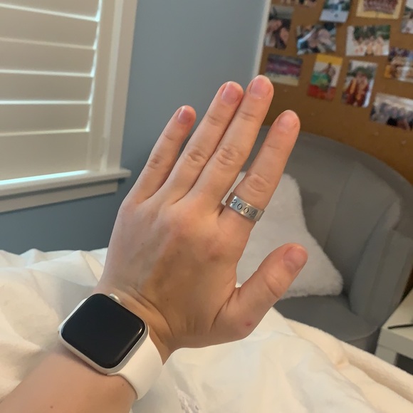 2002 silver ring - Picture 4 of 4